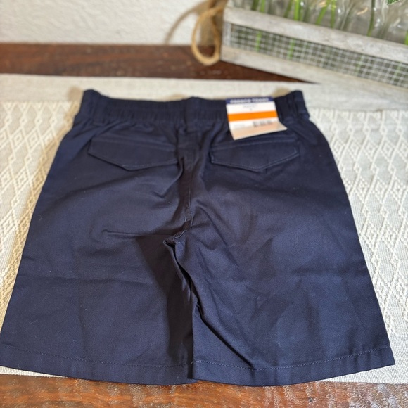 French Toast Boys' Flat Front Stretch Twill Short. Navy Size 8. Uniform shorts. - Picture 3 of 5